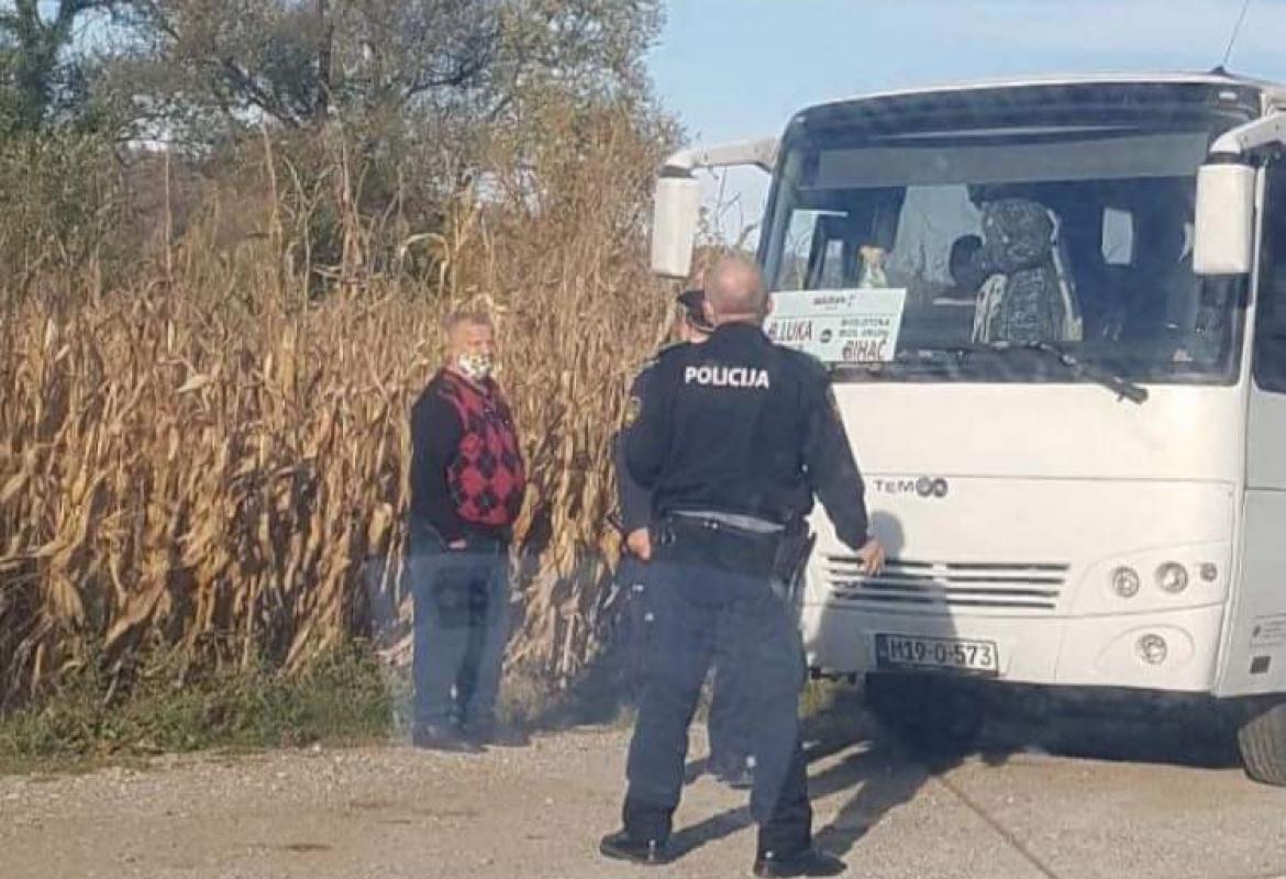 Migranti u autobusu