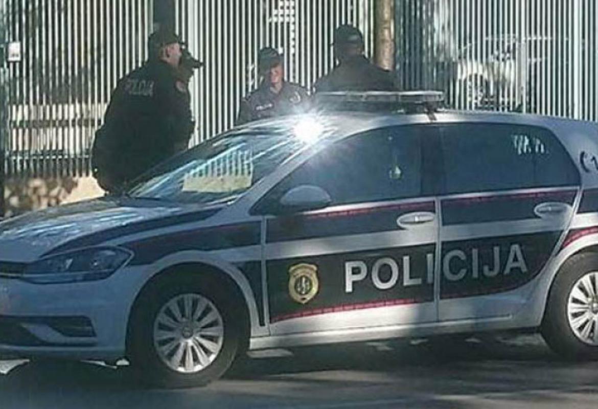 policija