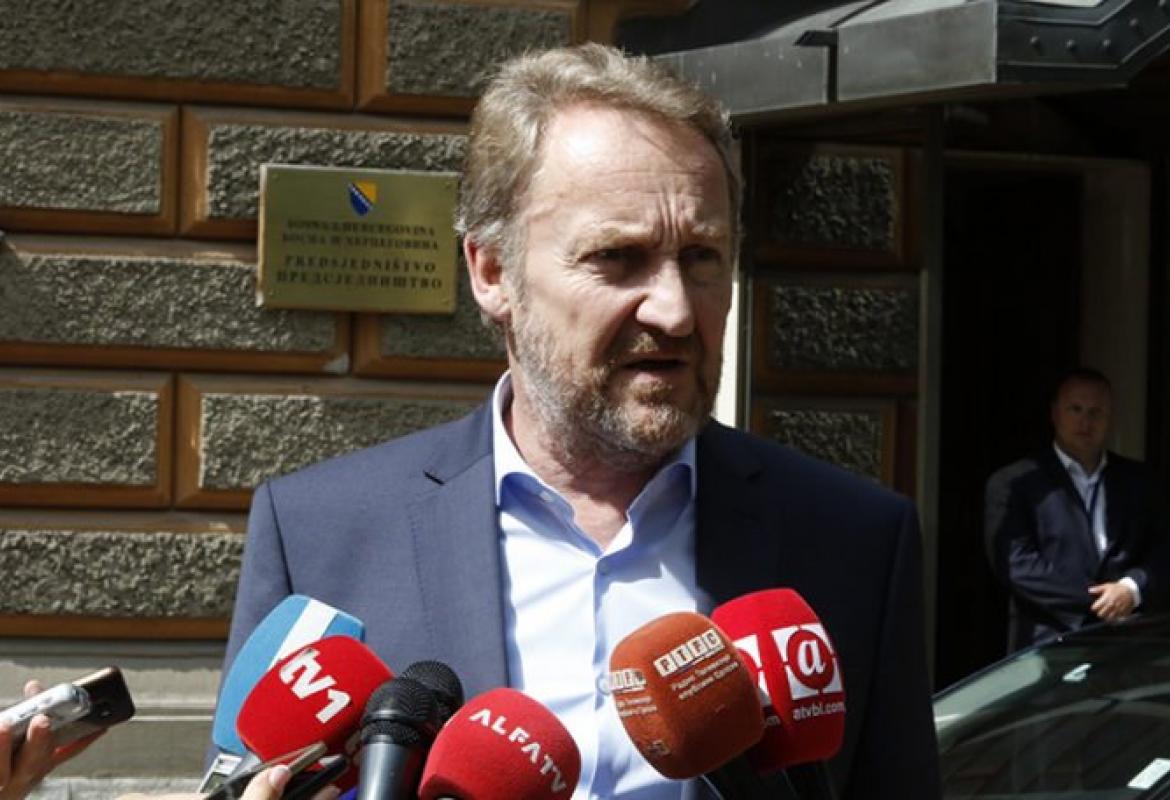 Bakir Izetbegović
