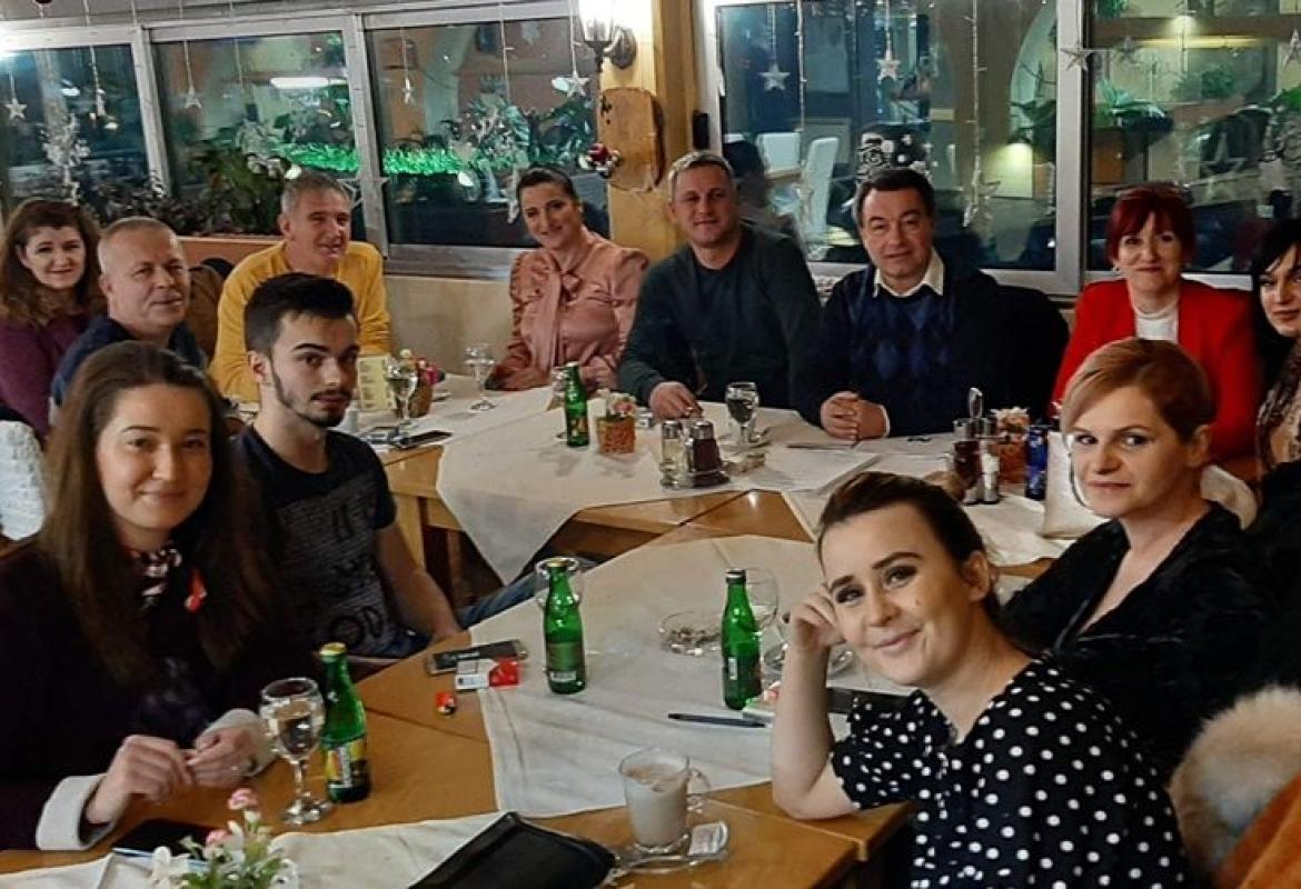 Nezavisni blok Cazin