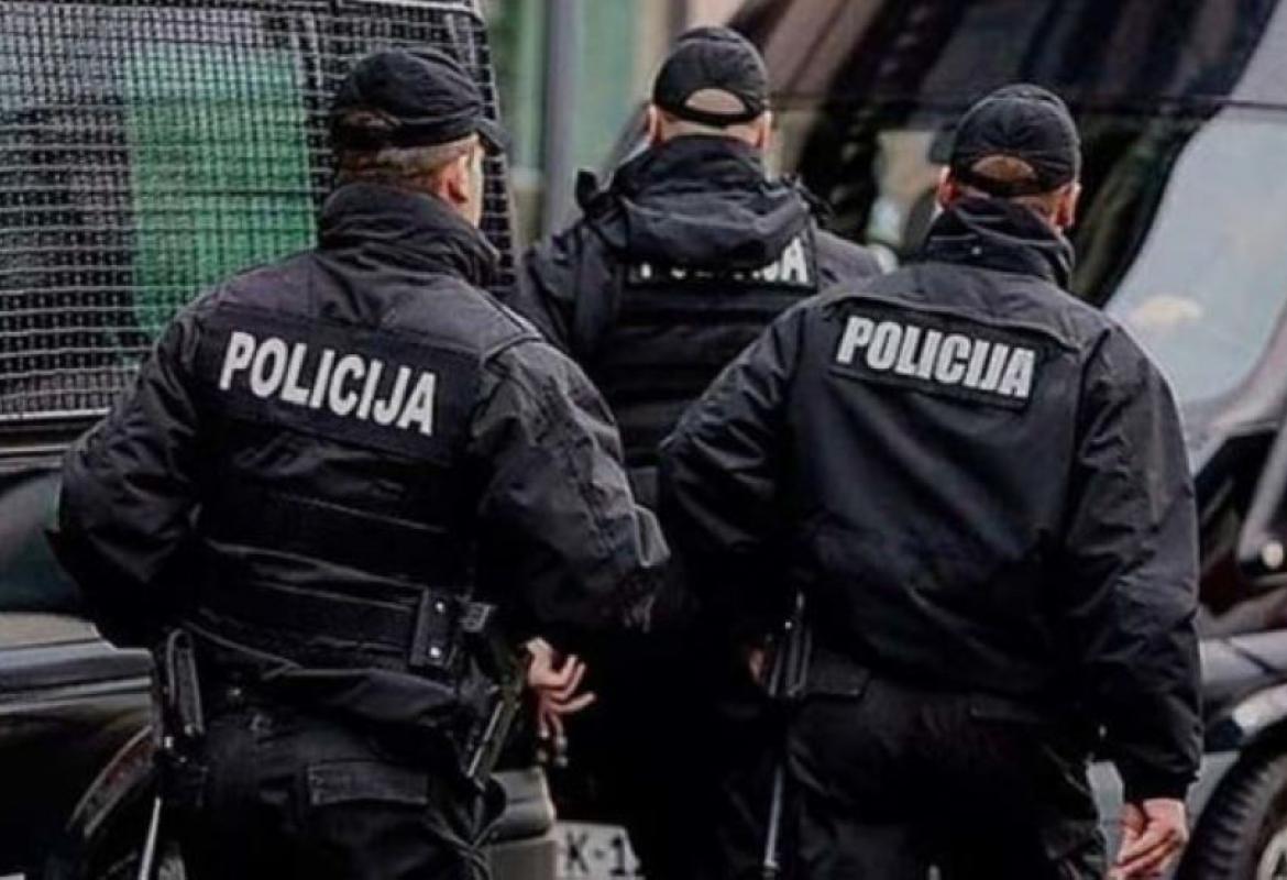 Policija