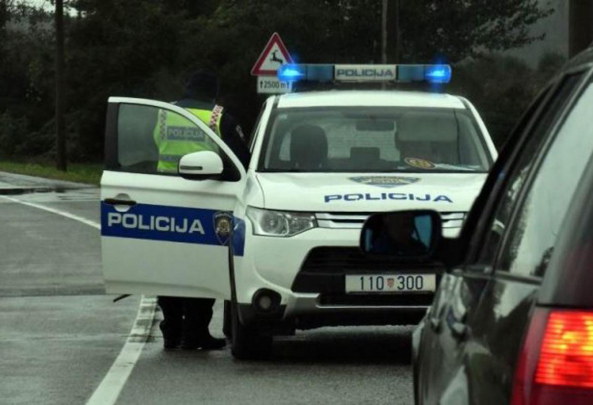 Policija