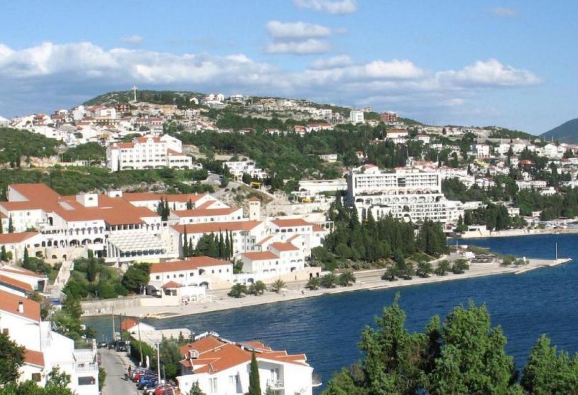 neum