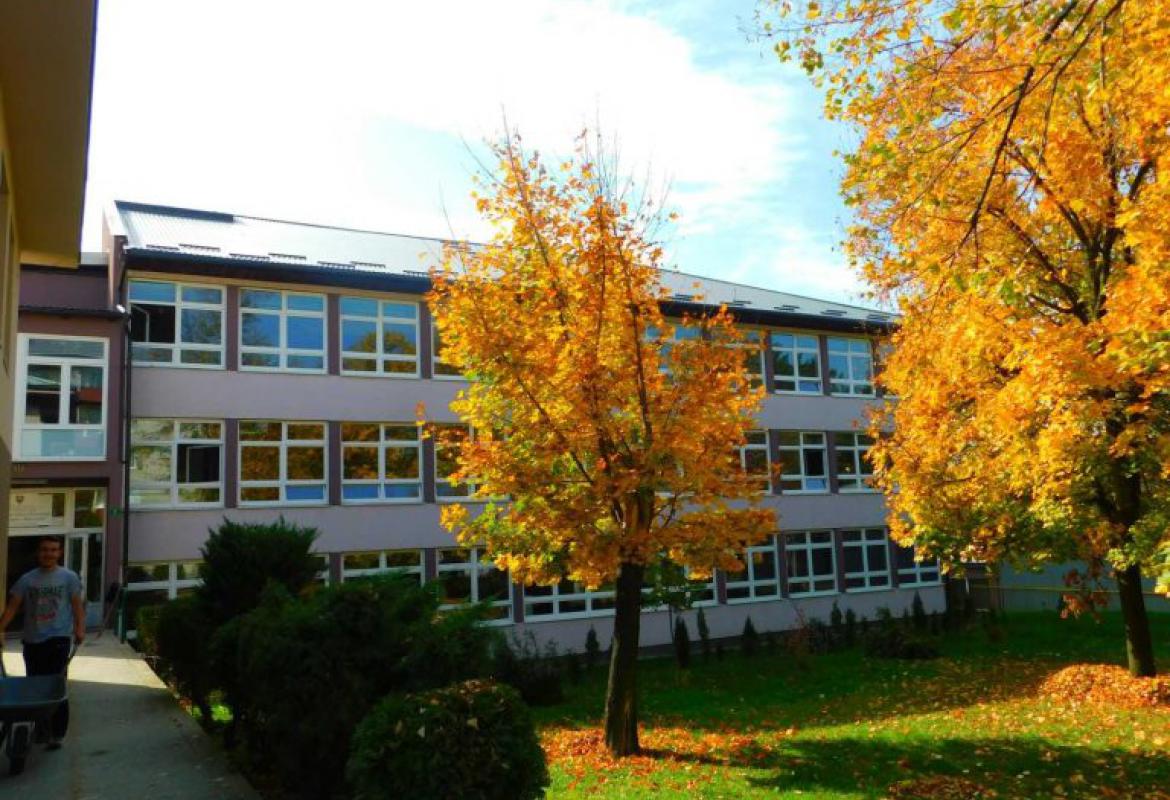 gimnazija